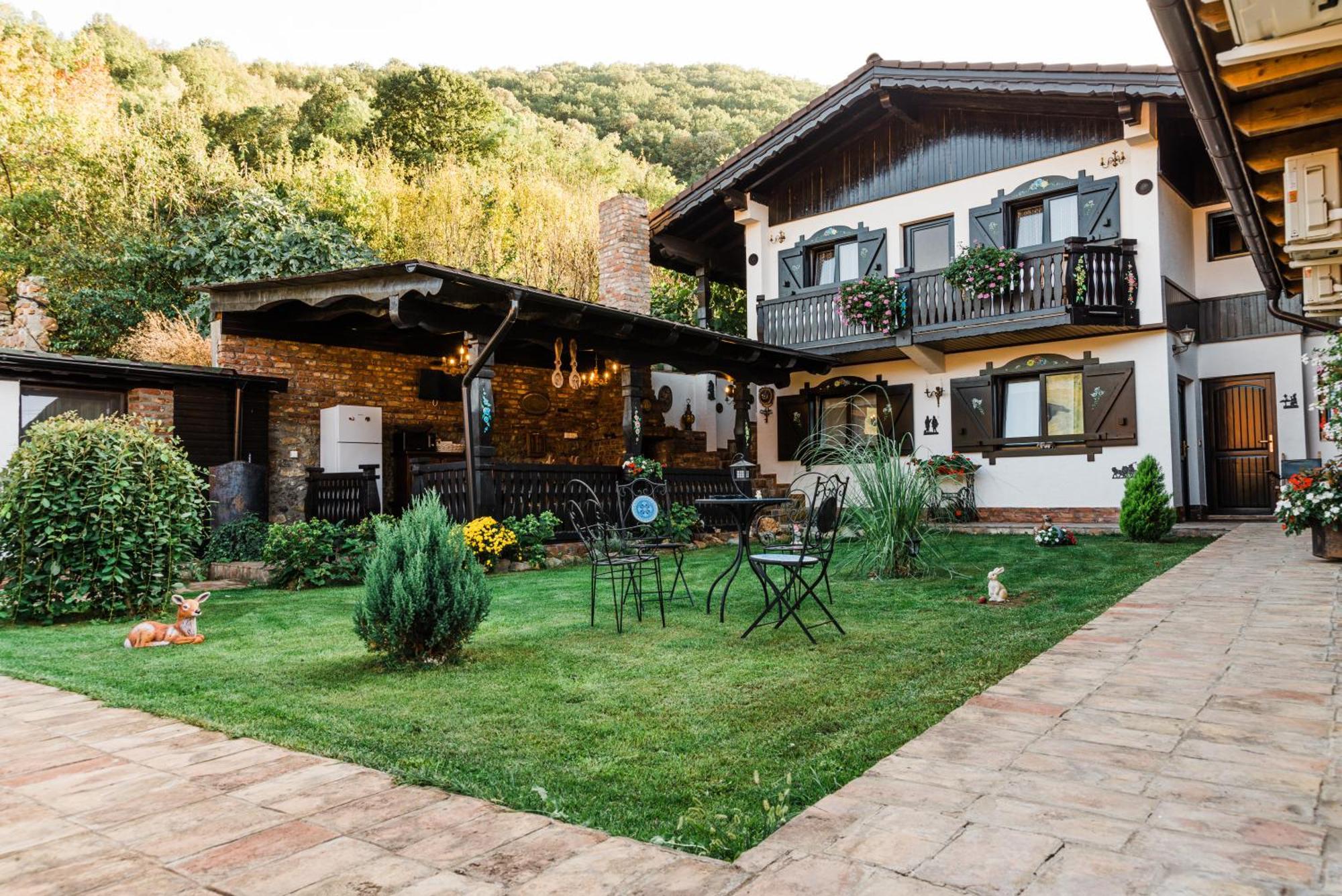 فندق Casa Soseco Orşova المظهر الخارجي الصورة
