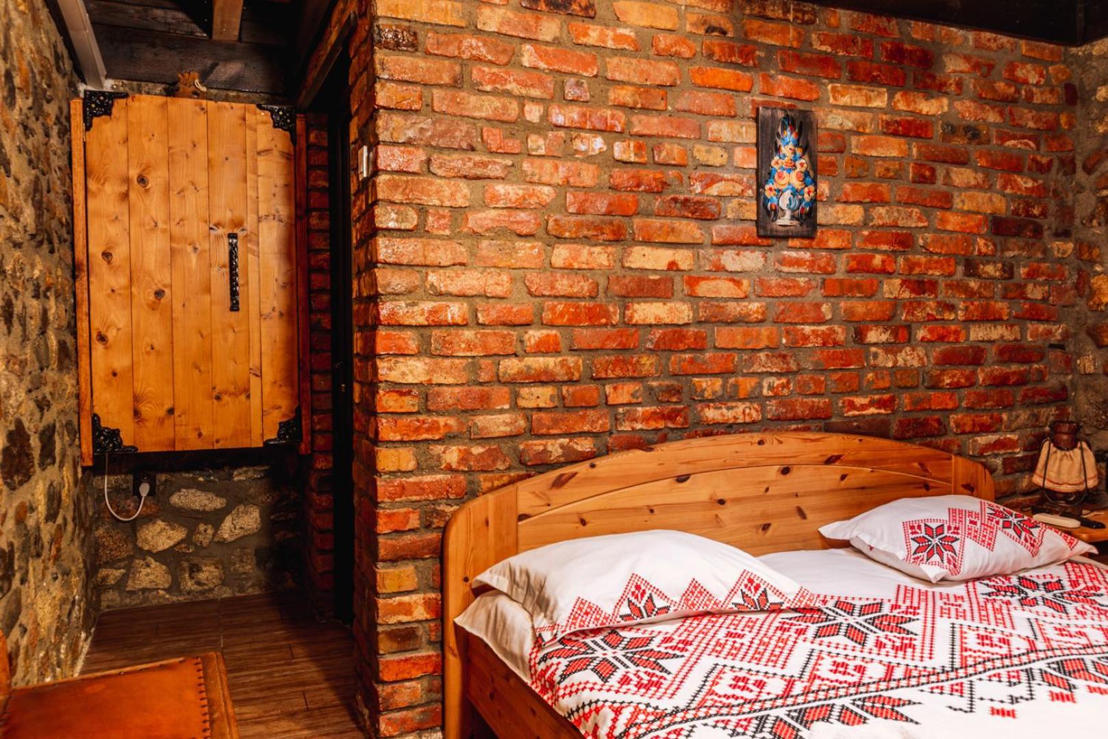 فندق Casa Soseco Orşova المظهر الخارجي الصورة